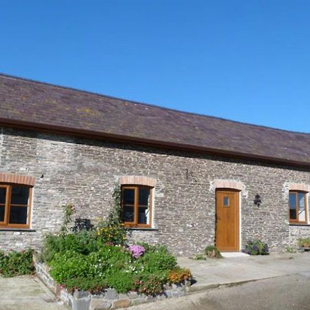 Beudy Bach Villa Lampeter Exterior foto